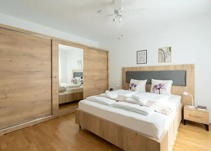1br With Balcony, Urban Style By Hm * Відень